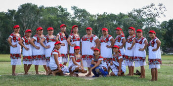 Las Diablillas Softball Team Picture