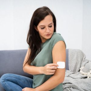 Estrogen therapy patch