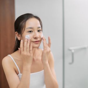 Is there a hormonal breakout treatment 1