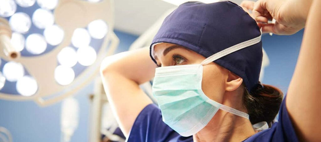 Female-Surgeon, endometriosis surgery