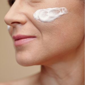 Apply sunscreen - Menopause