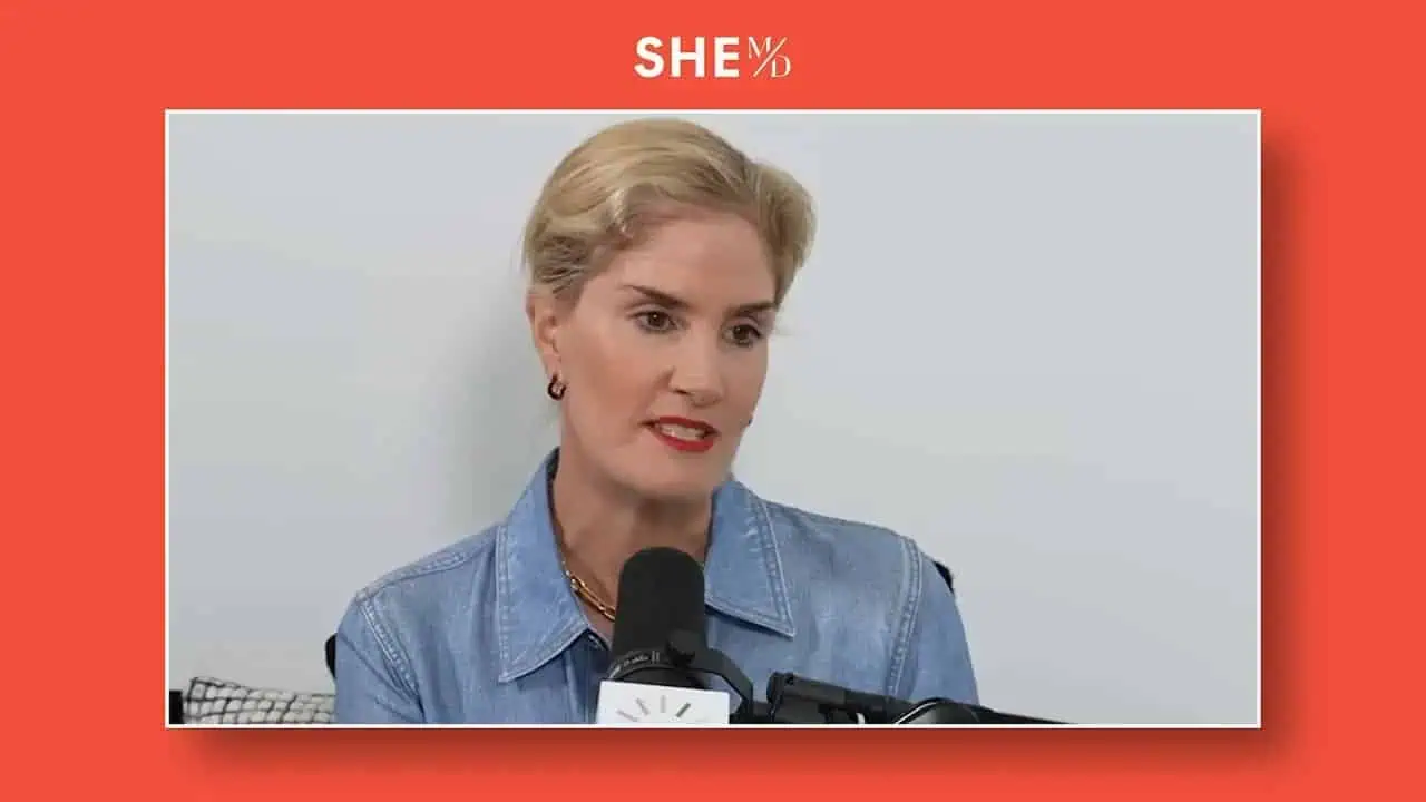 Dr. Thais Aliabadi MD speaking during an interview about aesthetic surgery.
