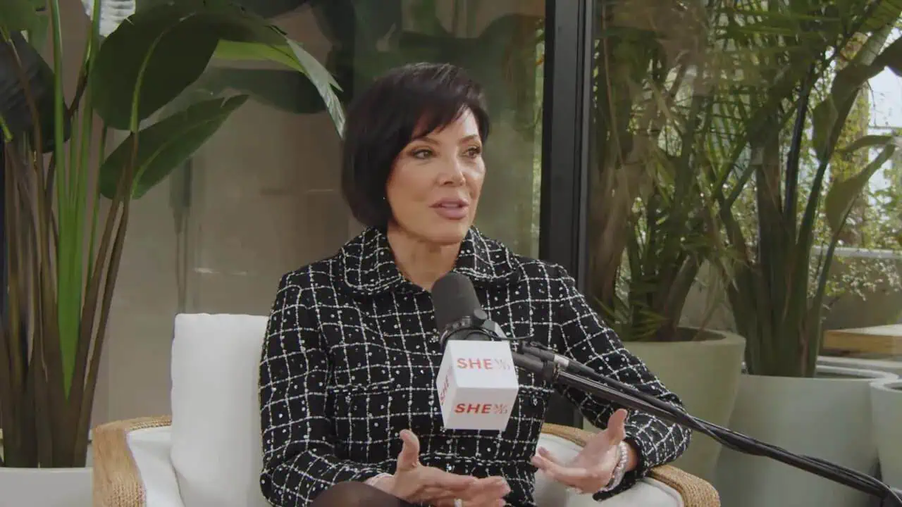 Dr. Thais Aliabadi MD speaking at an interview about aesthetic surgery.