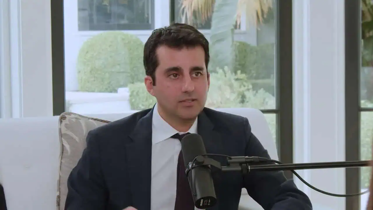Dr. Mohammad Ghalichi discussing advanced lipid testing in the podcast studio